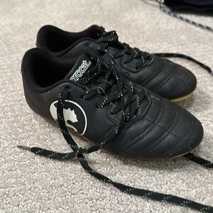 Boys cleats